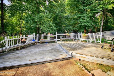 9984 Loftin Dr, Olive Branch, MS 38654 photo 19