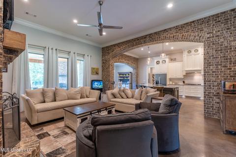 260 N Brandon Blvd, Brandon, MS 39042 photo 6