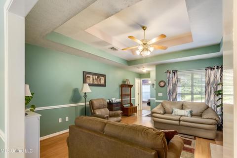 491 Riverbend Dr, Byram, MS 39272 photo 5