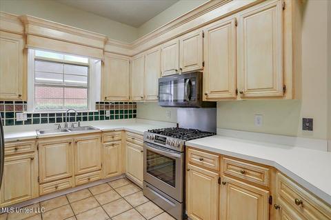 213 Cambridge Dr, Madison, MS 39110 photo 9