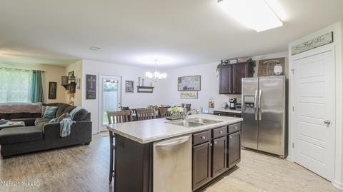 515 E Marigold Dr, Long Beach, MS 39560 photo 3