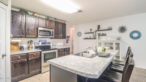 515 E Marigold Dr, Long Beach, MS 39560 photo 5
