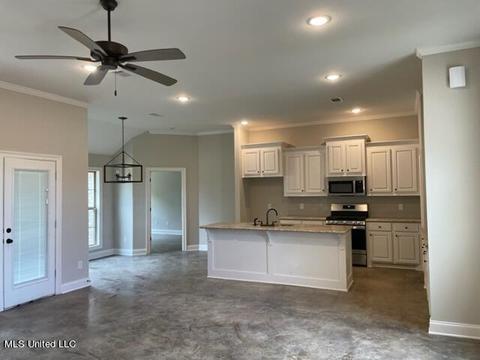102 Rotherfield Pl, Canton, MS 39046 photo 3