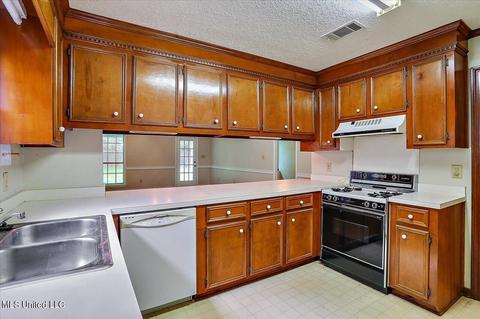 142 Lofty Pine Ln, Clinton, MS 39056 photo 14