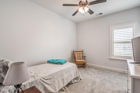 4940 E Margarette Cir, Olive Branch, MS 38654 photo 17