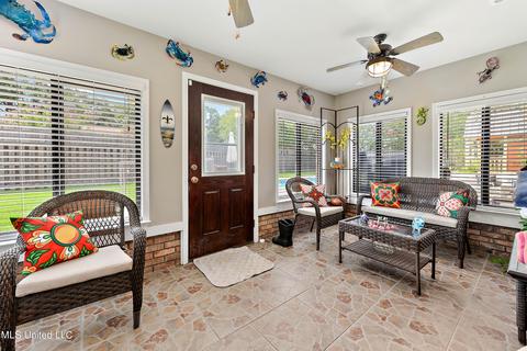 10086 Bald Eagle Dr, Biloxi, MS 39532 photo 4