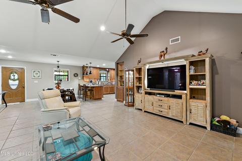 10086 Bald Eagle Dr, Biloxi, MS 39532 photo 8