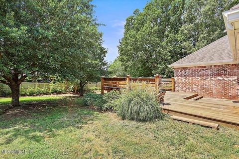 227 N Ridge Dr, Madison, MS 39110 photo 2