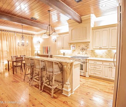 303 Emerald Cv, Flowood, MS 39232 photo 6