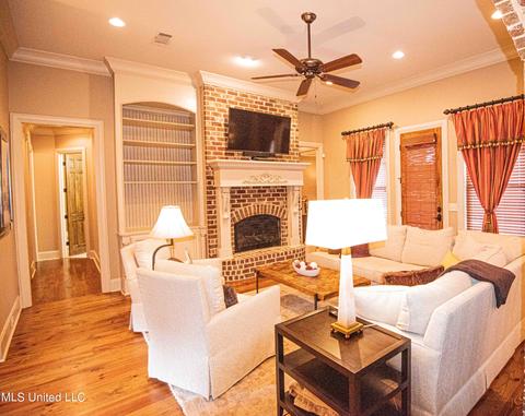 303 Emerald Cv, Flowood, MS 39232 photo 3