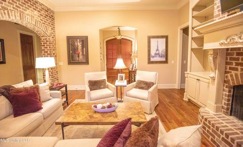 303 Emerald Cv, Flowood, MS 39232 photo 4