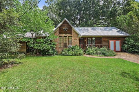 217 Stokes Robertson Rd, Jackson, MS 39212 photo 2