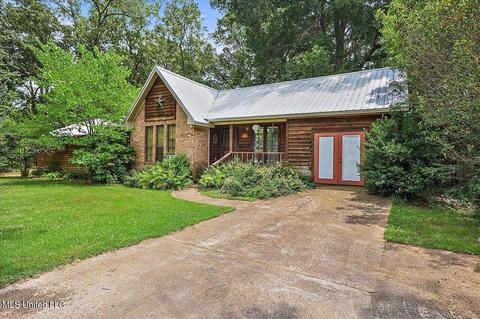 217 Stokes Robertson Rd, Jackson, MS 39212 photo 1