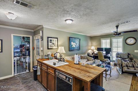 217 Stokes Robertson Rd, Jackson, MS 39212 photo 7
