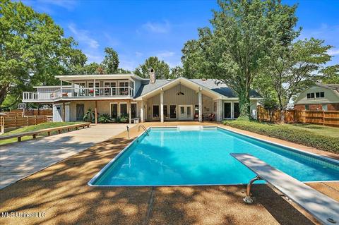 104 Audubon Point Dr, Brandon, MS 39047 photo 1