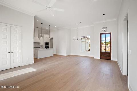 180 Glenwild Trl, Canton, MS 39046 photo 8
