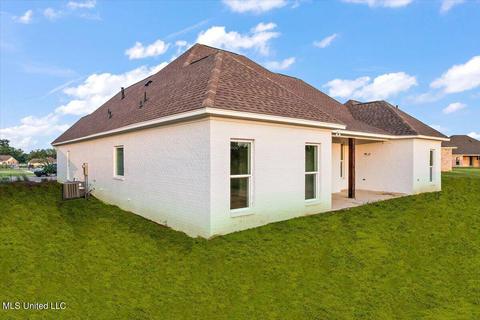 180 Glenwild Trl, Canton, MS 39046 photo 4