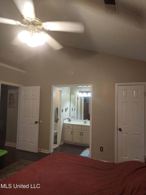 6760 Lake Forest Dr, Walls, MS 38680 photo 17