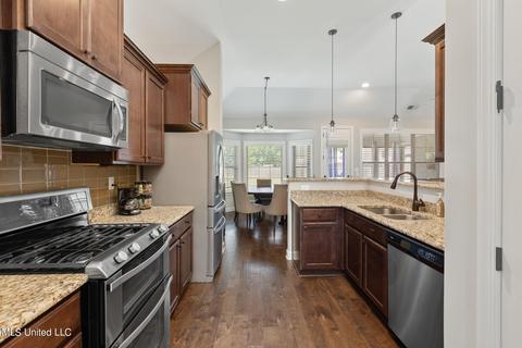 5162 Stonecrest Dr, Olive Branch, MS 38654 photo 11