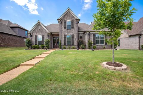 5162 Stonecrest Dr, Olive Branch, MS 38654 photo 1