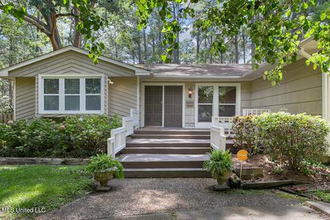 5573 Ridgewood Rd, Jackson, MS 39211 photo 4