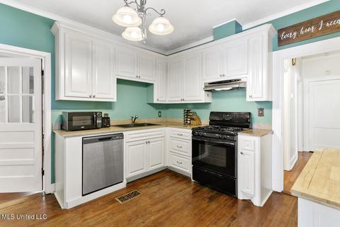 3545 Northview Dr, Jackson, MS 39216 photo 6