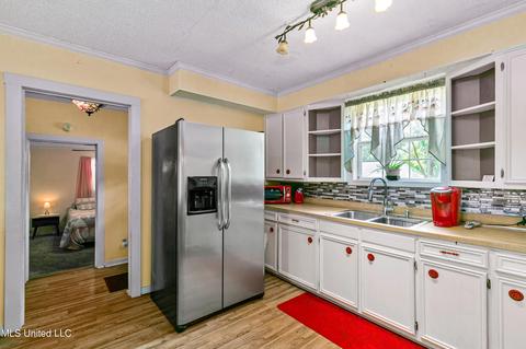 130 Shadowlawn Dr, Jackson, MS 39204 photo 9