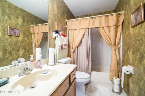 9216 Travis Dr, Olive Branch, MS 38654 photo 11