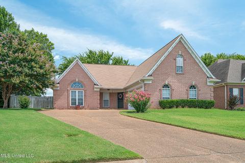 9216 Travis Dr, Olive Branch, MS 38654 photo 1