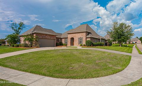 100 Bridgeton Ct, Canton, MS 39046 photo 2