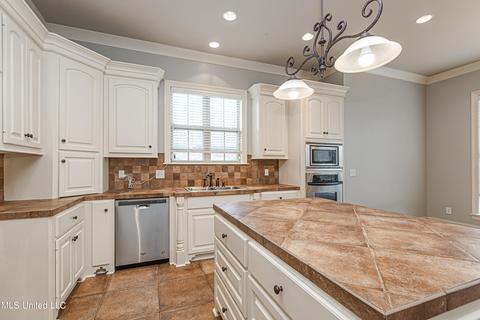 100 Bridgeton Ct, Canton, MS 39046 photo 20