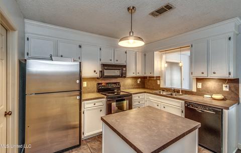 417 River Pl, Jackson, MS 39211 photo 15