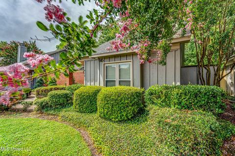 417 River Pl, Jackson, MS 39211 photo 3