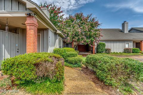 417 River Pl, Jackson, MS 39211 photo 5