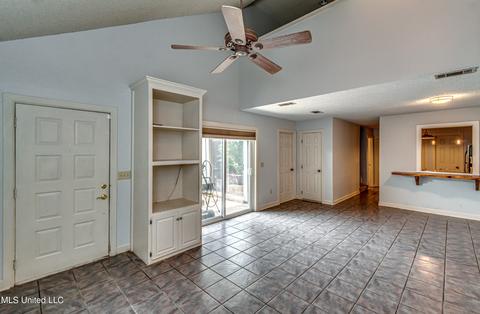 417 River Pl, Jackson, MS 39211 photo 11