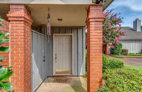 417 River Pl, Jackson, MS 39211 photo 4