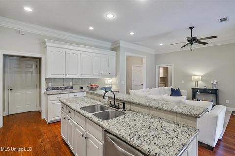 152 E Clearview Drive Dr, Madison, MS 39110 photo 8