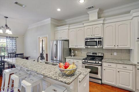 152 E Clearview Drive Dr, Madison, MS 39110 photo 7