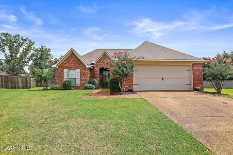 152 E Clearview Drive Dr, Madison, MS 39110 photo 1