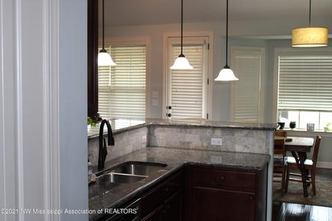 1203 Heritage Lake Dr, Hernando, MS 38632 photo 16