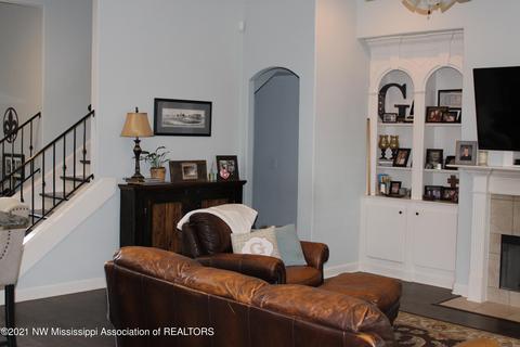 1203 Heritage Lake Dr, Hernando, MS 38632 photo 11