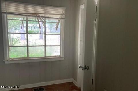 319 E Northside Dr, Jackson, MS 39206 photo 10