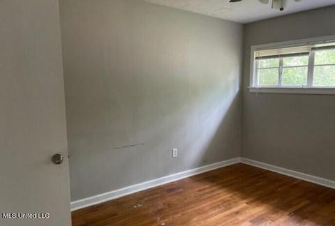 319 E Northside Dr, Jackson, MS 39206 photo 13
