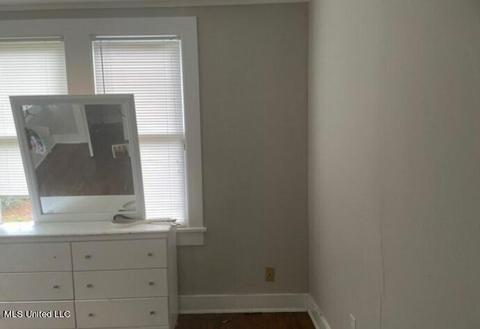 353 Northside Cir, Jackson, MS 39206 photo 4