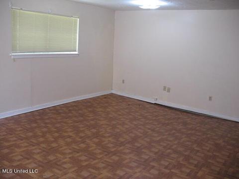 1612 Edgewood St, Jackson, MS 39202 photo 4