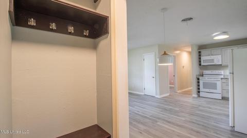 312 Gates Ave, Long Beach, MS 39560 photo 6