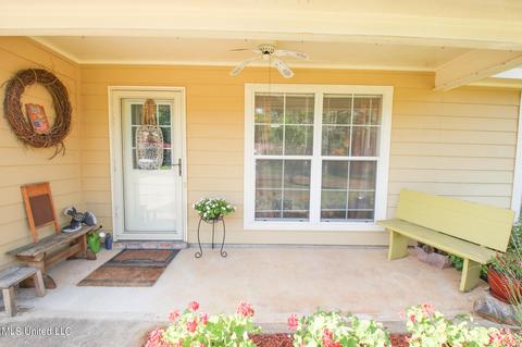 207 E Laurel Ave, Mendenhall, MS 39114 photo 3