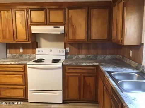 111 Charles Pl, Florence, MS 39073 photo 6