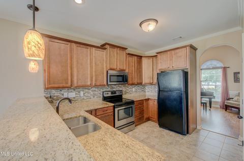 13524 Berkstone Loop, Olive Branch, MS 38654 photo 12