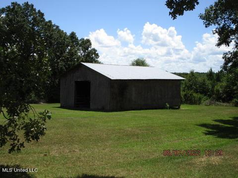 29 Cr 515, Como, MS 38619 photo 38